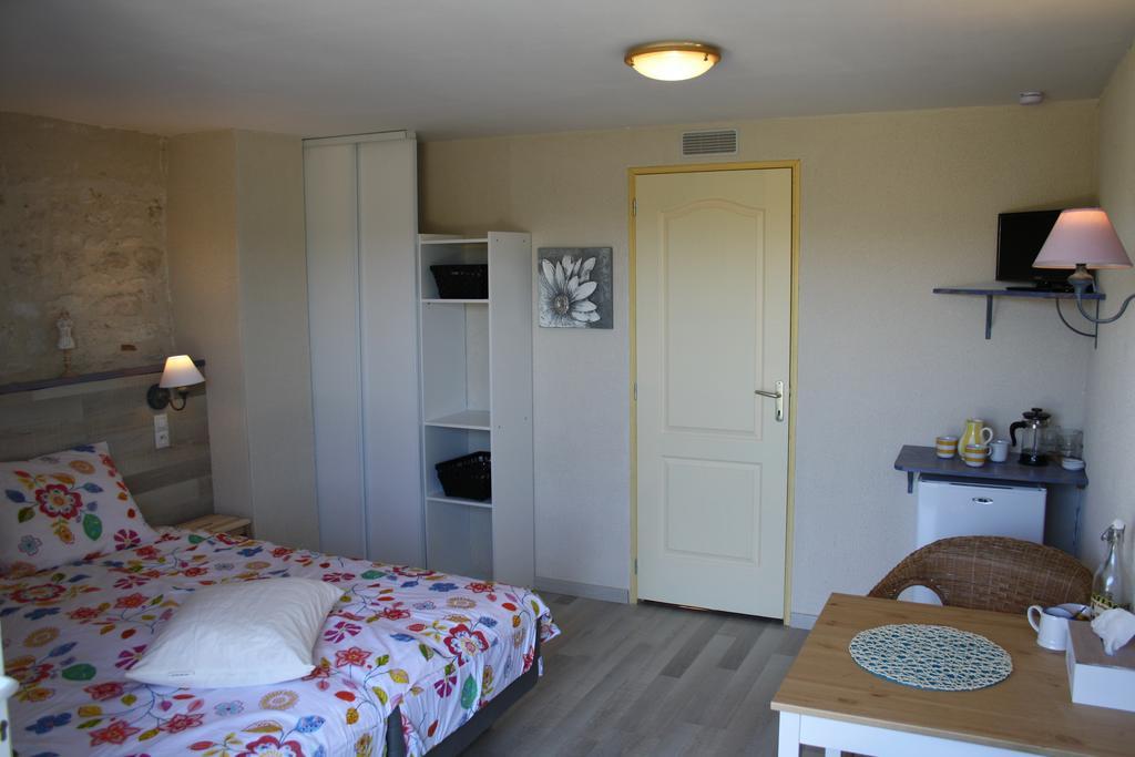 Bed and Breakfast La Perle Du Lot Castelnau-Montratier Habitación foto
