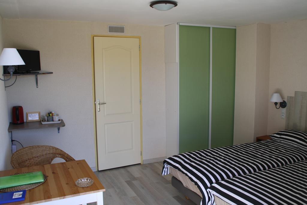 Bed and Breakfast La Perle Du Lot Castelnau-Montratier Exterior foto
